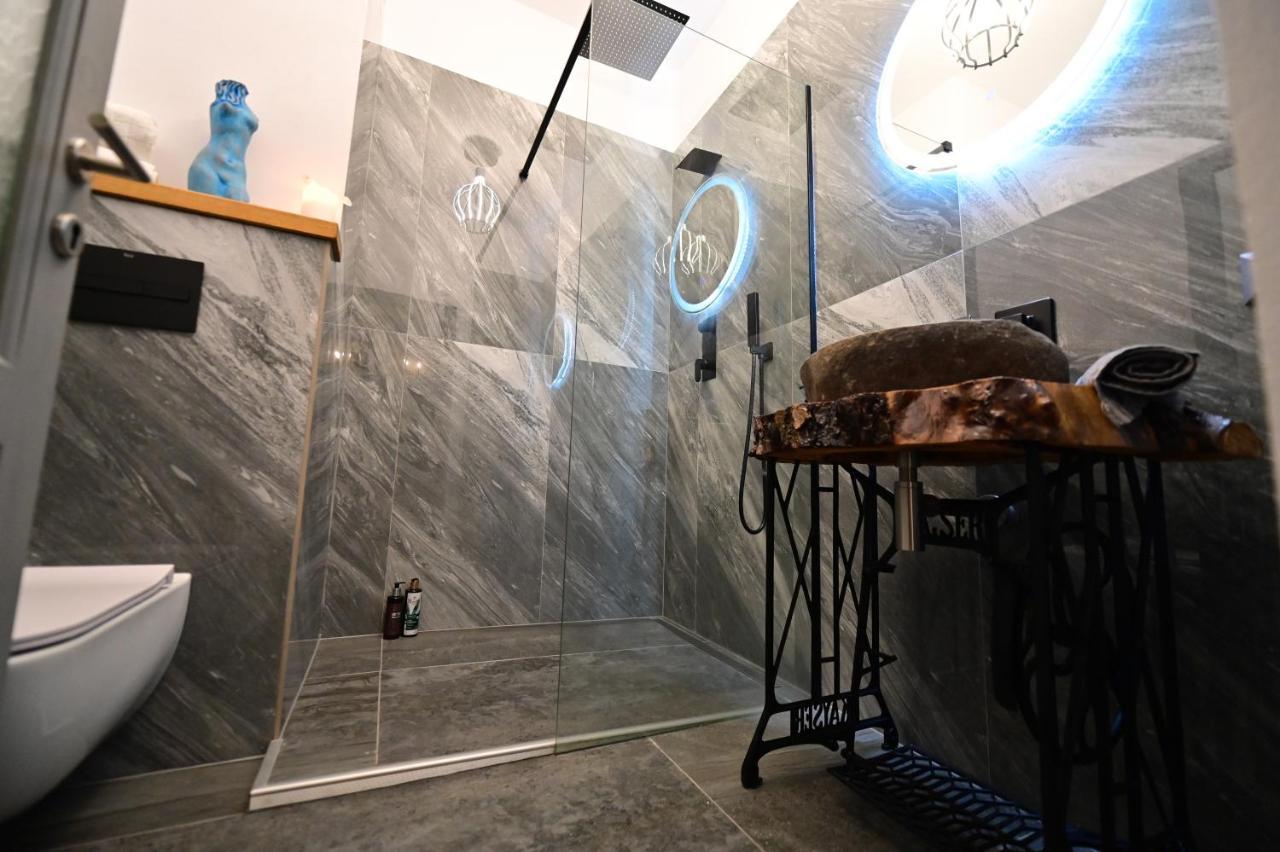 Lovely 2 Bedroom Apartment In Historic City Center 锡比乌 外观 照片
